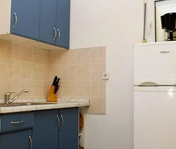 Апартаменты With Parking Space Petrcane, Zadar - 17770 Петрчане