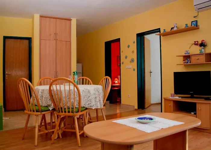 With Parking Space Petrcane, Zadar - 17770 Апартаменты